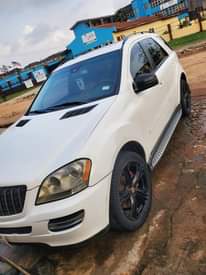 A picture of 06 07 Neatly used Ml350