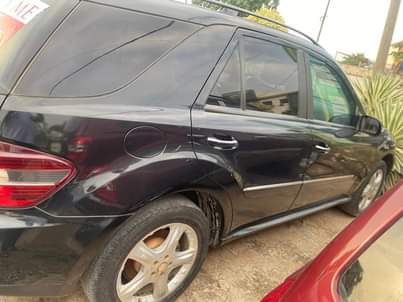 A picture of Mercedes Benz ML 350 4matic