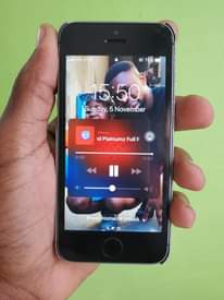 A picture of Iphone 5S