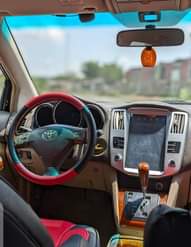 A picture of Extremely clean lexus 330 for sale 2005 model Ac working