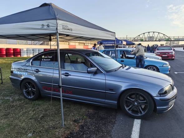 bmw 330i