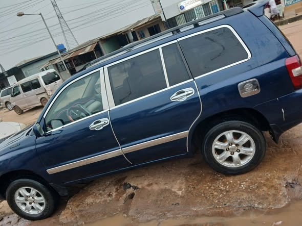 A picture of Toyota highlander