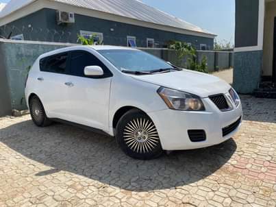 A picture of Clean Pontiac Vibe 2010