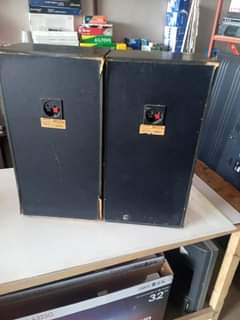 A picture of AIWA SPEAKERS