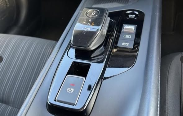 A picture of 2024 Nissan note