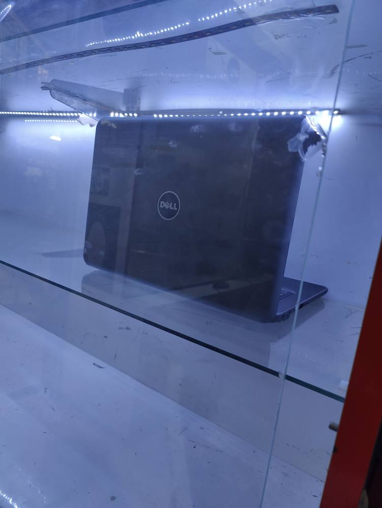 A picture of Dell latitude i5 laptops 7th gen 256GB ssd drives with