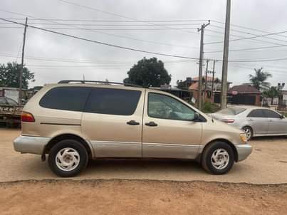 A picture of Car for sale