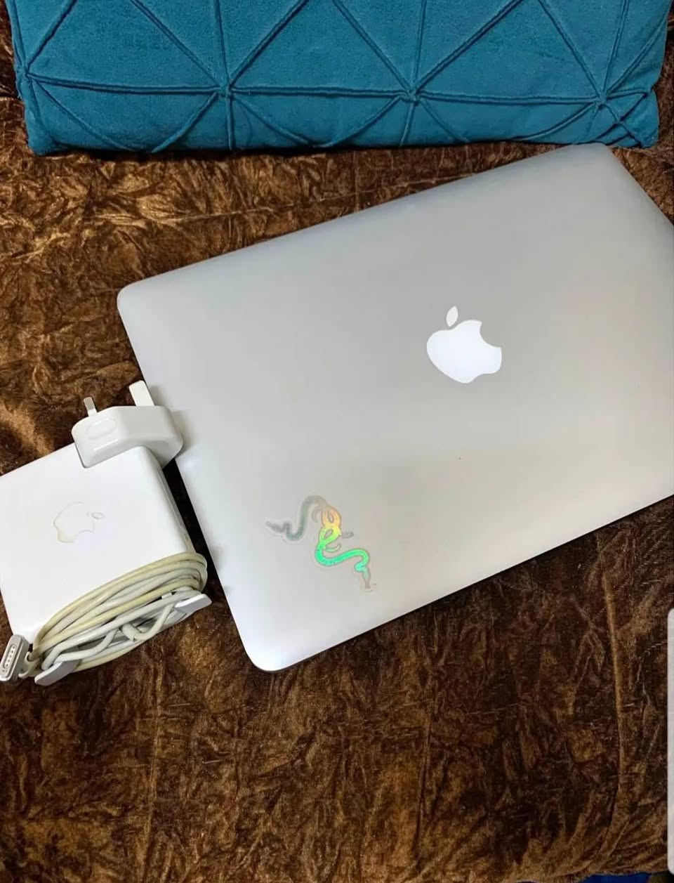 A picture of Macbook air