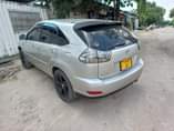 A picture of TOYOTA HARRIER NEW MODEL KALI SANA IWAHI MAPEMA USILEMBE