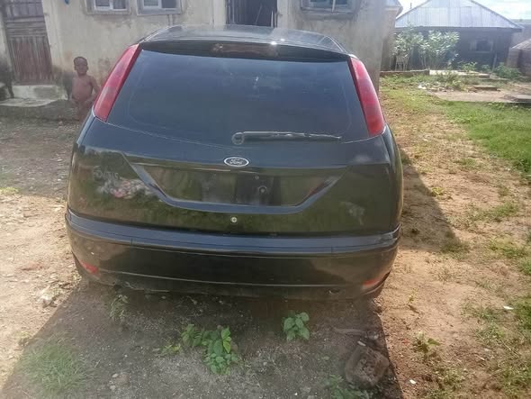 A picture of Ford Focus 03