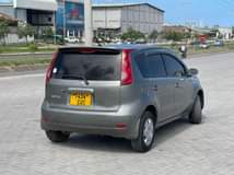 A picture of Nissan note