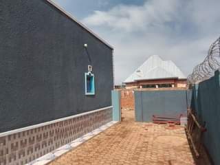 A picture of Inzunziza igurishwa irwamagana mumugi