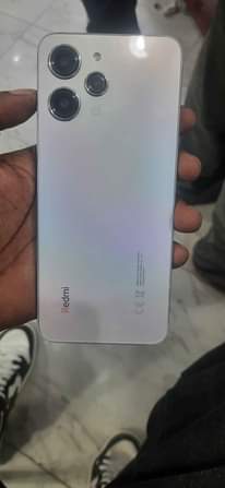 A picture of Redmi note 12