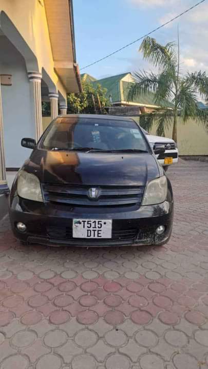 used toyota ist