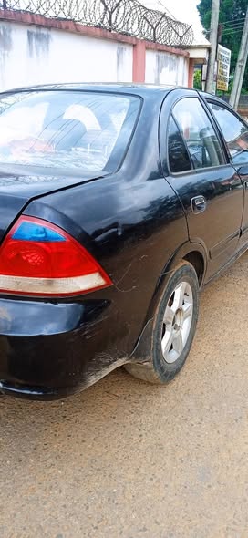 A picture of Nissan Sunny 2005 Automatic