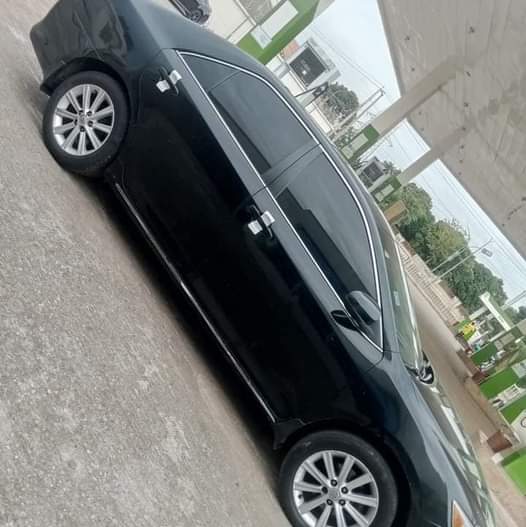 A picture of Toyota Camry XLE 2014 model... V6 engine fullest options .