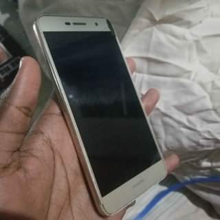 huawei y6