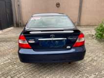 A picture of 2004 Toyota Camry