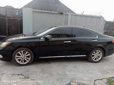 A picture of PREMIUM STANDARDS LEXUS ES350 2011 MODEL THUMB START Entry FIRST