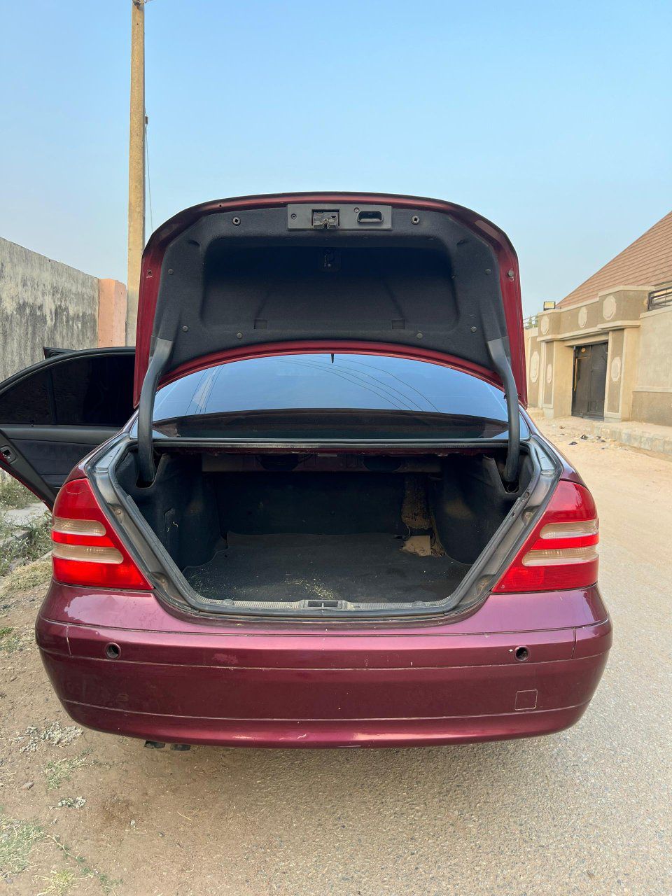 A picture of Car