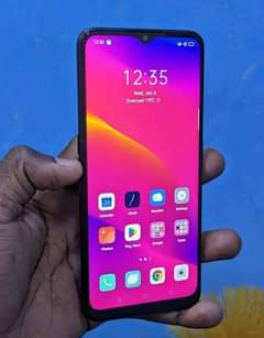 A picture of oppo A5 2020