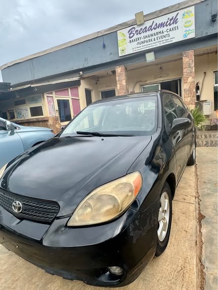 A picture of Nigerian used Toyota Matrix year 2004