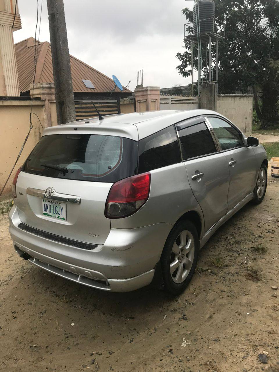 A picture of 2005 Toyota Matrix for sale..