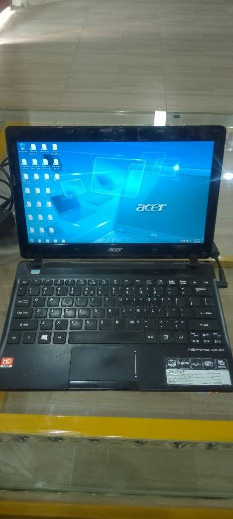 A picture of Acer min laptop