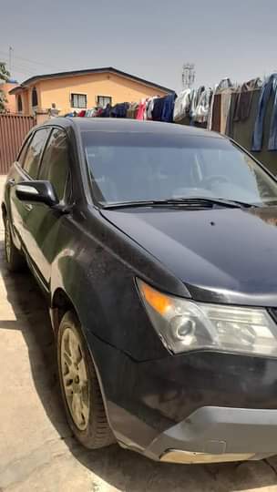 A picture of Acura MDX 2008