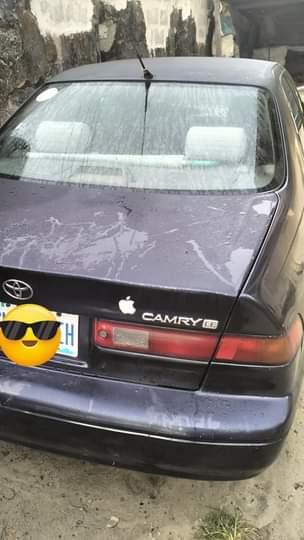 A picture of Toyota Camry pencil light