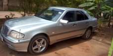 A picture of 1997 Mercedes Benz C200