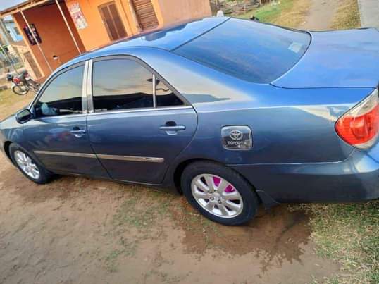 A picture of Available Toyota Camry 2004 model V6