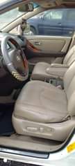 A picture of Extra clean Lexus 300 jeep