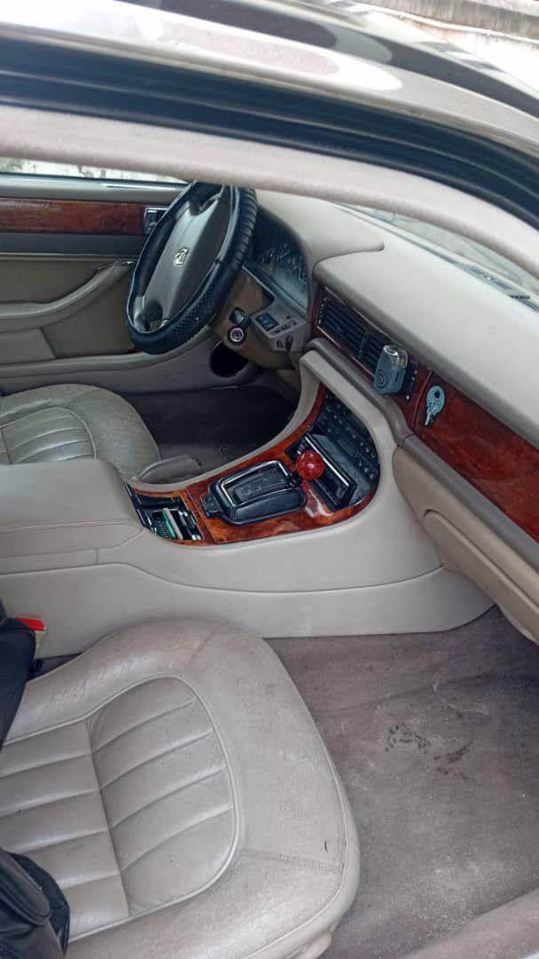 A picture of Jaguar sovereign