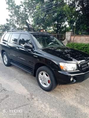 A picture of TOYOTA HIGHLANDER