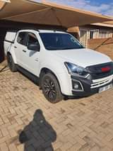 Kobus M.