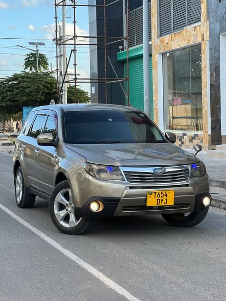 A picture of SUBARU FORESTER