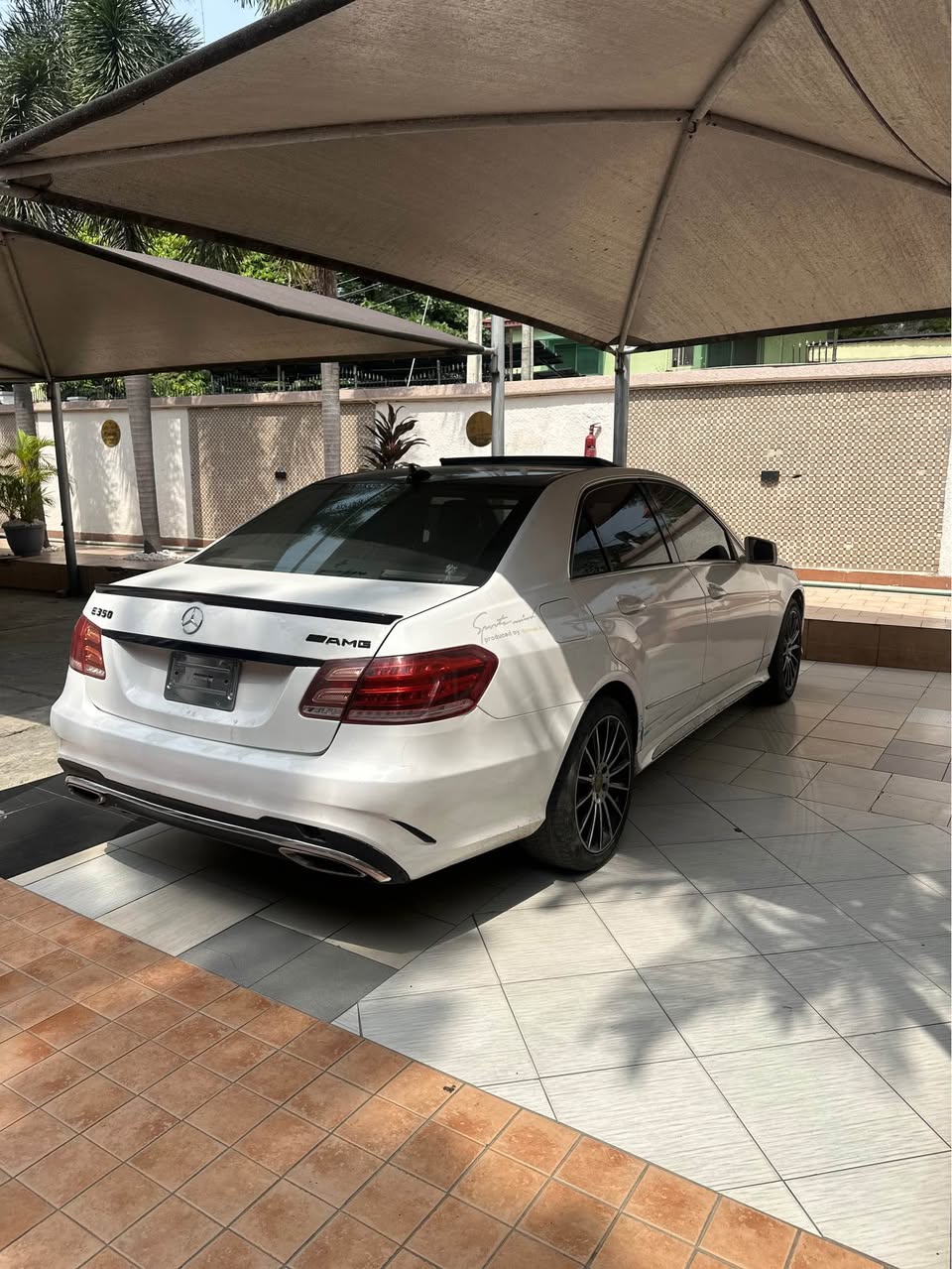 A picture of CLEAN 2011 E350 WELL USED 9 5m