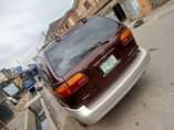 A picture of Toyota sienna 2001 Toks standard Clean in and out Engine