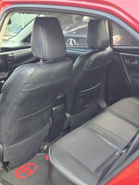 A picture of Neatly used 2015 Toyota corolla S going for just 11m