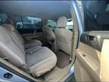 A picture of Neatly used Toyota Highlander 2008 model Android screen with reverse