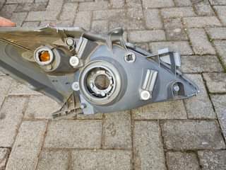 A picture of Toyota Avanza Left Headlight