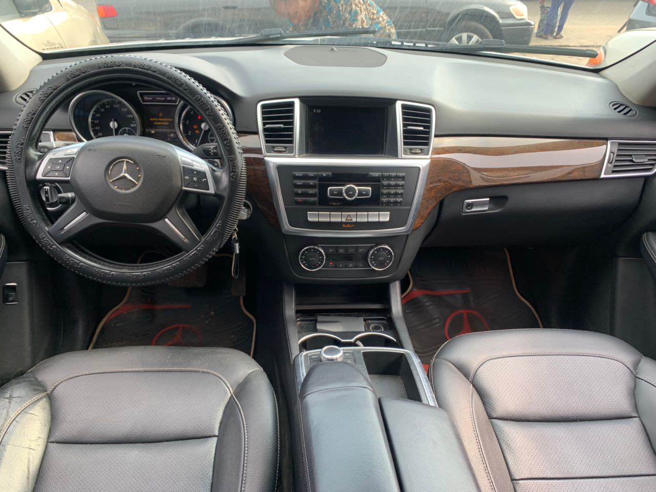 A picture of Used Benz Ml350