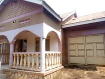 houses munyonyo