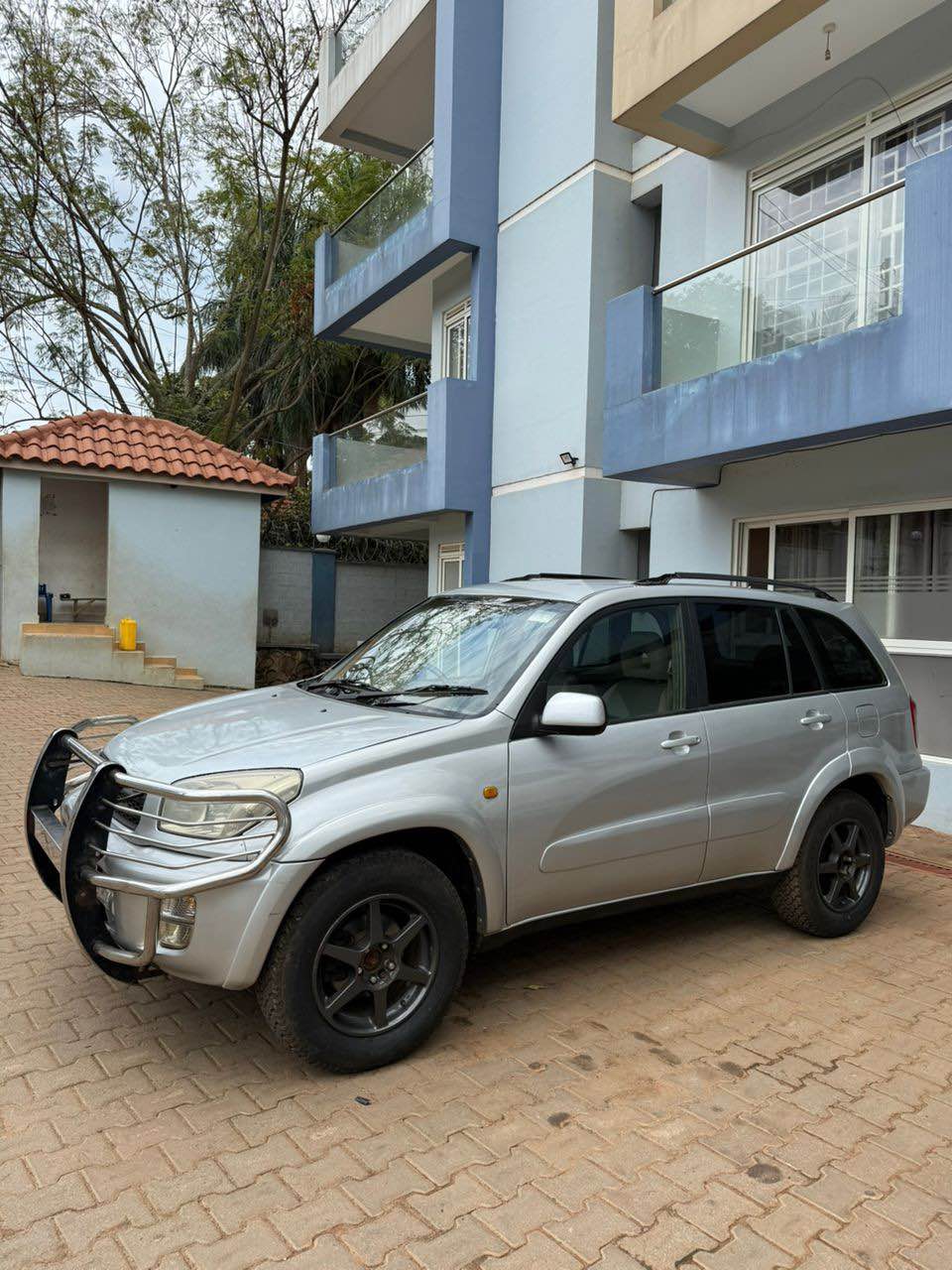 A picture of Rav 4 Manual 2000 model