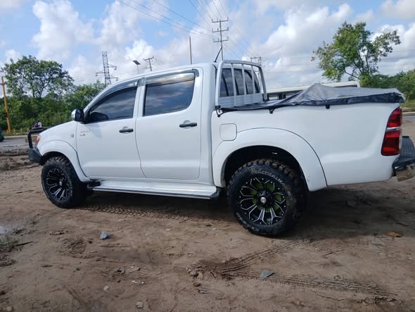 A picture of HILUX VIGO