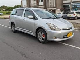 A picture of TOYOTA WISH