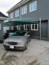 A picture of 2007 Mercedes benz 07 model