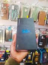 A picture of Samsung s 8 plus full box