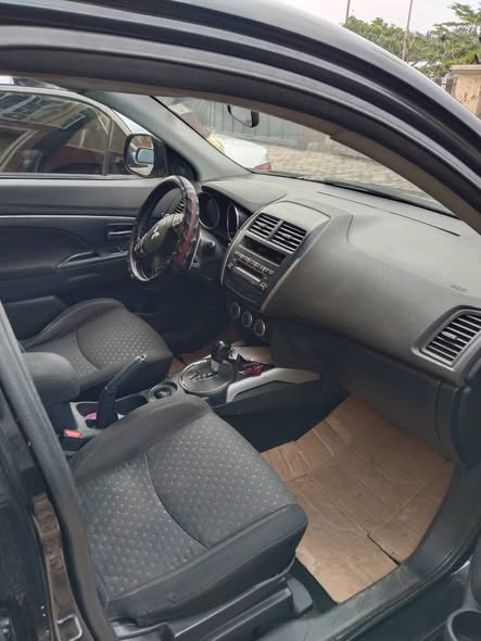 A picture of Local used Mitsubishi Outlander Sports 2011